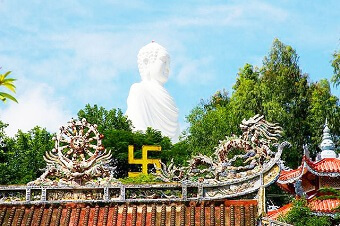Tham quan chùa Long Sơn